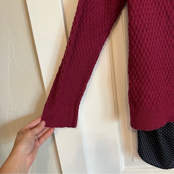 Pink sweater with built in button down shirt - super cute for work! Size L - Picture 5 of 9